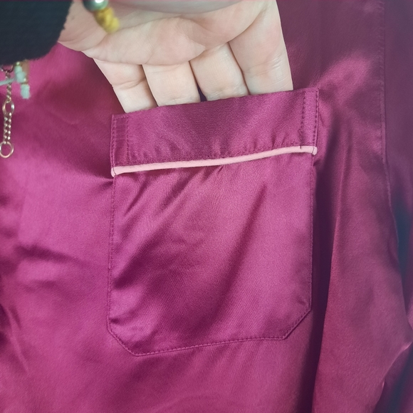 Victoria's Secret Angels Satin Sleep Top - Picture 7 of 13